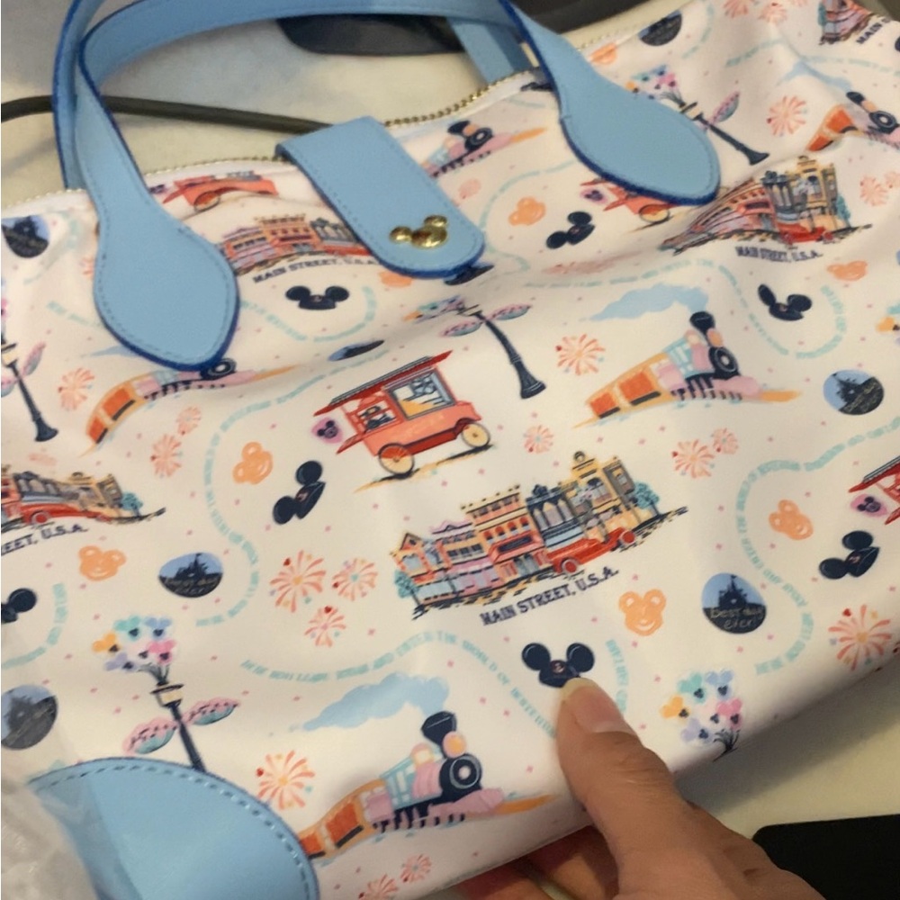 Stoney Clover Lane Disney Parks Pouchette 03 Crossbody Bag - Picture 2 of 4